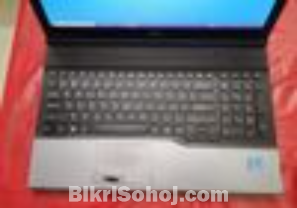 Fujitsu Core i5 (3rd gen), 500gb hdd, 14